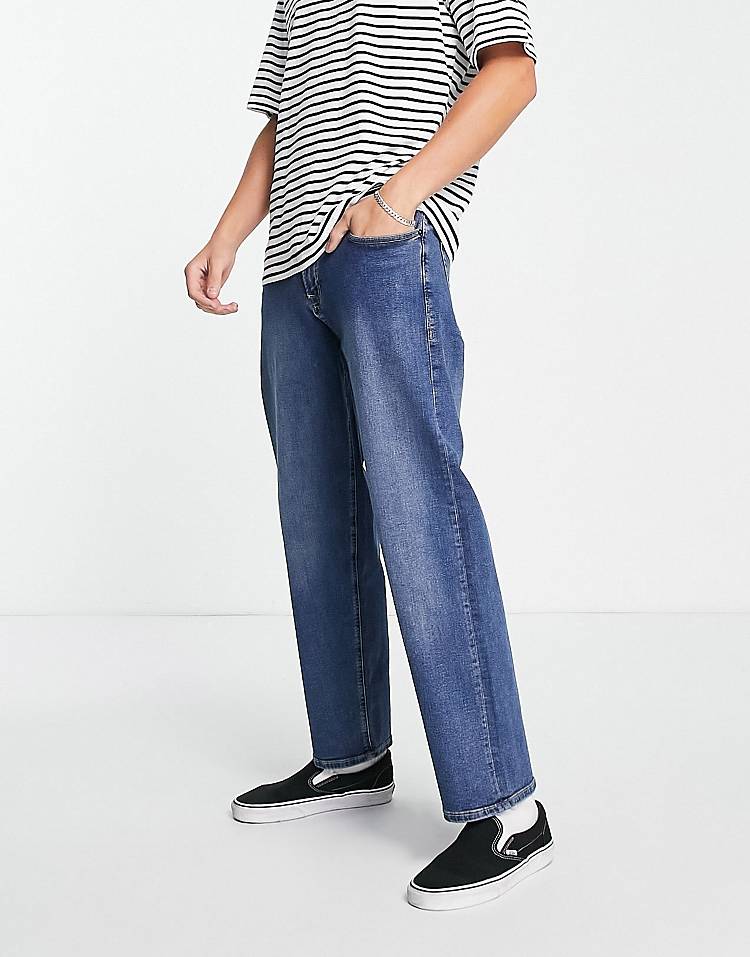 ADPT wide fit jean in mid blue wash